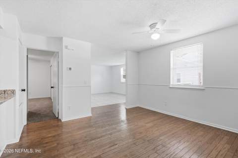 2726 Hidden Village Drive, Jacksonville FL - photo 8 of 29