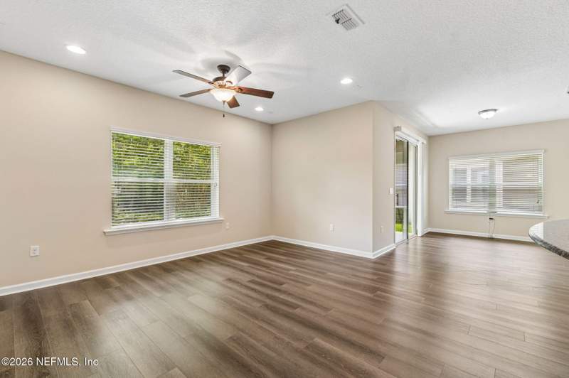 3 bedroom Townhouse at 2529 Caney Oaks Drive, Caney Branch Plantation, Jacksonville — photo 3