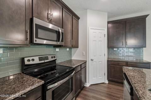 2529 Caney Oaks Drive, Jacksonville FL - photo 8 of 19