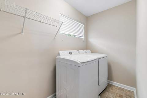 2529 Caney Oaks Drive, Jacksonville FL - photo 12 of 19