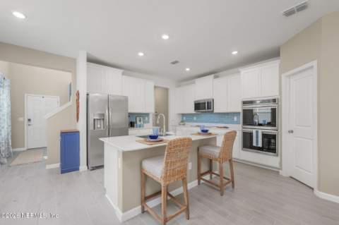 732 Lake Sinclair Street, St. Augustine FL - photo 8 of 60