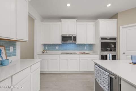 732 Lake Sinclair Street, St. Augustine FL - photo 9 of 60