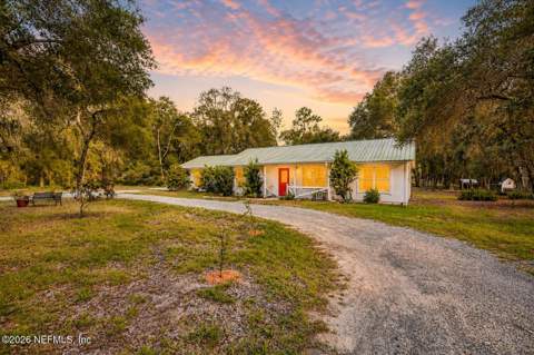 381 SE 57th Street, Keystone Heights FL - photo 10 of 59