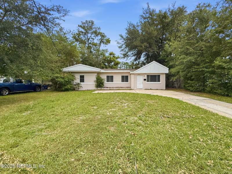 3 bedroom Single Family Residence at 5207 Janice Circle, Lake Shore Terrace, Jacksonville — photo 4