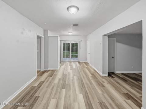 5207 Janice Circle, Jacksonville FL - photo 14 of 48