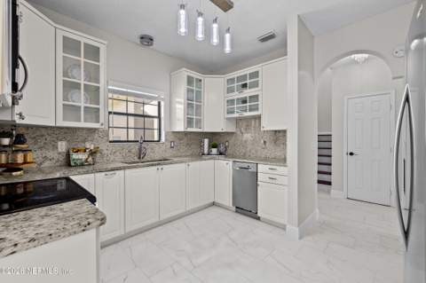 2922 Lantana Lakes Drive, Jacksonville FL - photo 13 of 76
