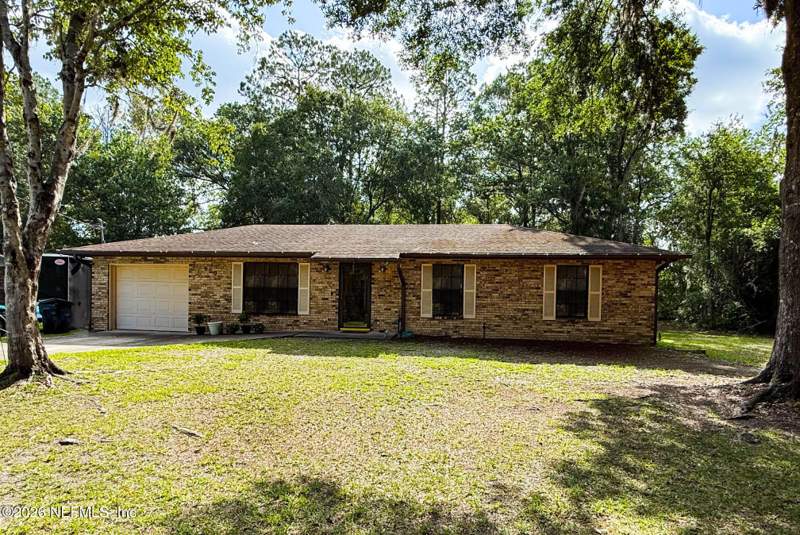 2 bedroom Single Family Residence at 620 GLENDALE Street, Dalewood, Starke — photo 1