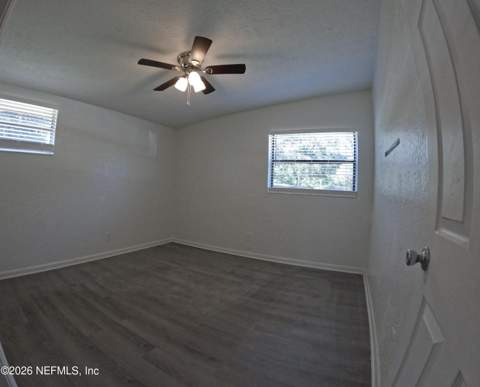 3039 Lorman Drive, Jacksonville FL - photo 6 of 19