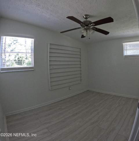 3039 Lorman Drive, Jacksonville FL - photo 7 of 19
