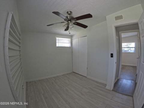 3039 Lorman Drive, Jacksonville FL - photo 8 of 19