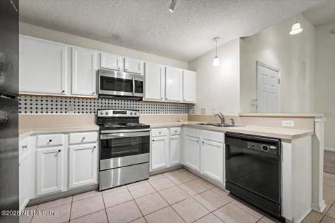 7920 Merrill Road #116, Jacksonville FL - photo 15 of 38