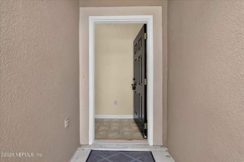 12301 Kernan Forest Boulevard #2402, Jacksonville FL - photo 6 of 54