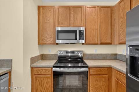 12301 Kernan Forest Boulevard #2402, Jacksonville FL - photo 22 of 54