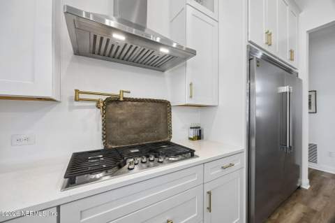 5071 Clapboard Creek Drive, Jacksonville FL - photo 13 of 85