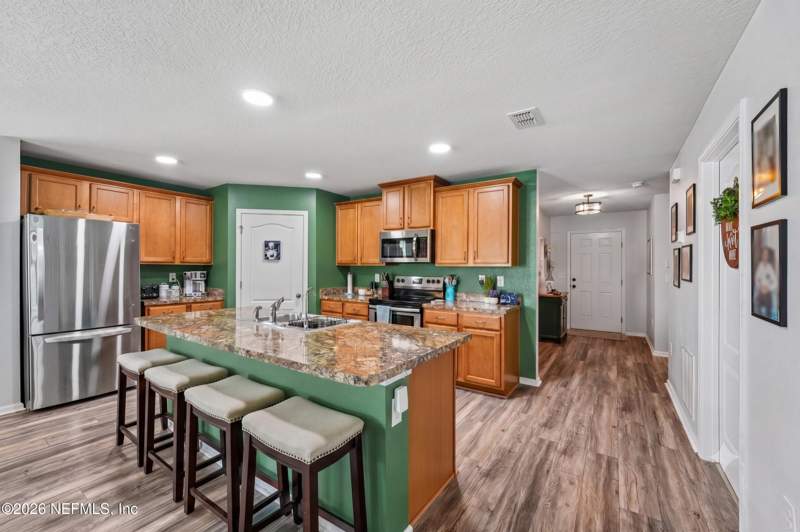 3 bedroom Single Family Residence at 3548 Shiner Drive, Alta Lakes, Jacksonville — photo 4