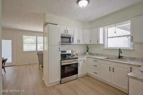 440 Taurus Lane, Orange Park FL - photo 14 of 37
