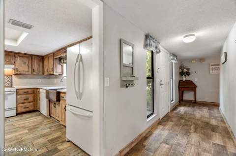 1131 Cactus Cut Road, Middleburg FL - photo 8 of 47