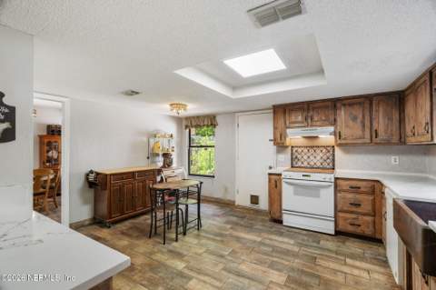 1131 Cactus Cut Road, Middleburg FL - photo 9 of 47
