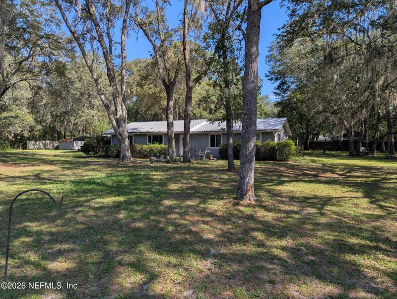 3 bedroom Single Family Residence at 4256 Hall Boree Road, Black Creek Park, Middleburg — photo 3