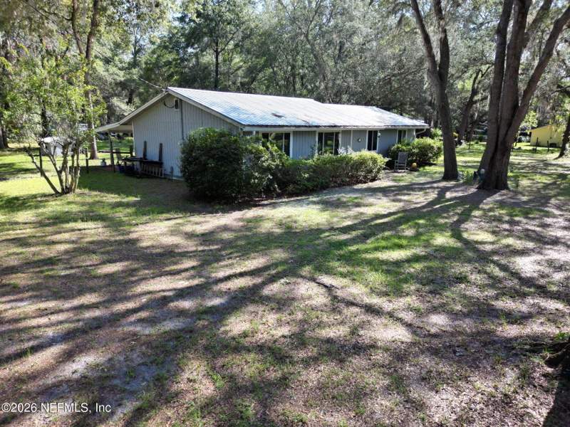 3 bedroom Single Family Residence at 4256 Hall Boree Road, Black Creek Park, Middleburg — photo 5
