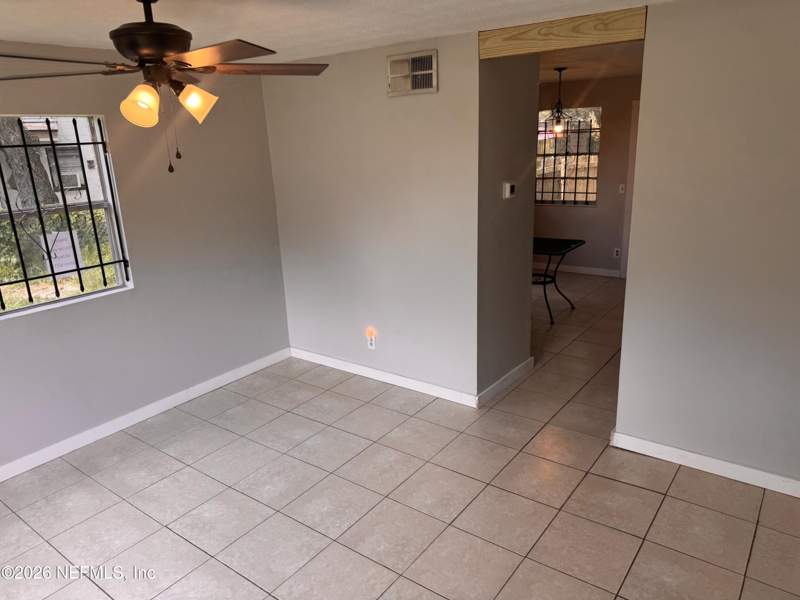 3 bedroom Townhouse at 7020 E Ken Knight Drive, Washington Heights, Jacksonville — photo 4