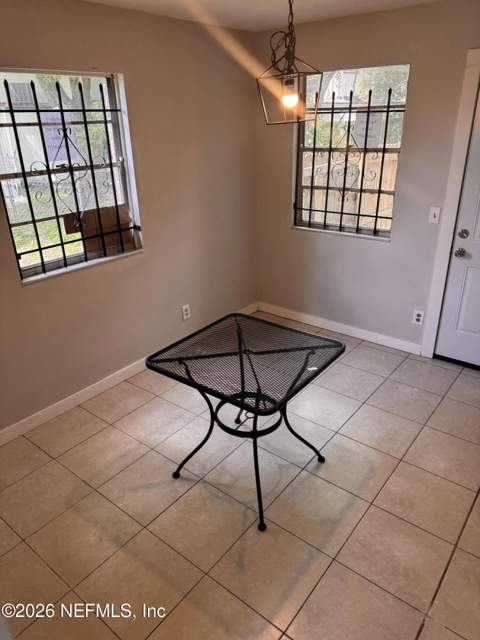 7020 E Ken Knight Drive, Jacksonville FL - photo 6 of 15