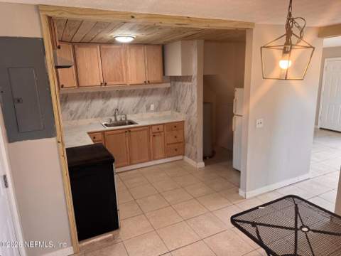 7020 E Ken Knight Drive, Jacksonville FL - photo 7 of 15