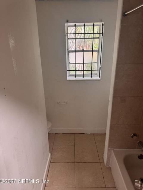 7020 E Ken Knight Drive, Jacksonville FL - photo 12 of 15