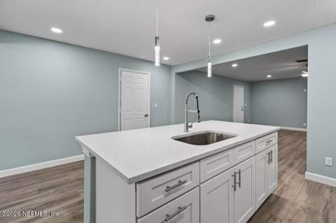 7427 John F Kennedy Drive, Jacksonville FL - photo 12 of 75
