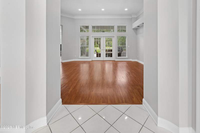 6 bedroom Single Family Residence at 698 Cherry Grove Road, Orange Park Cc, Orange Park — photo 4