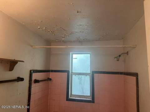 6335 Delacy Road, Jacksonville FL - photo 11 of 15