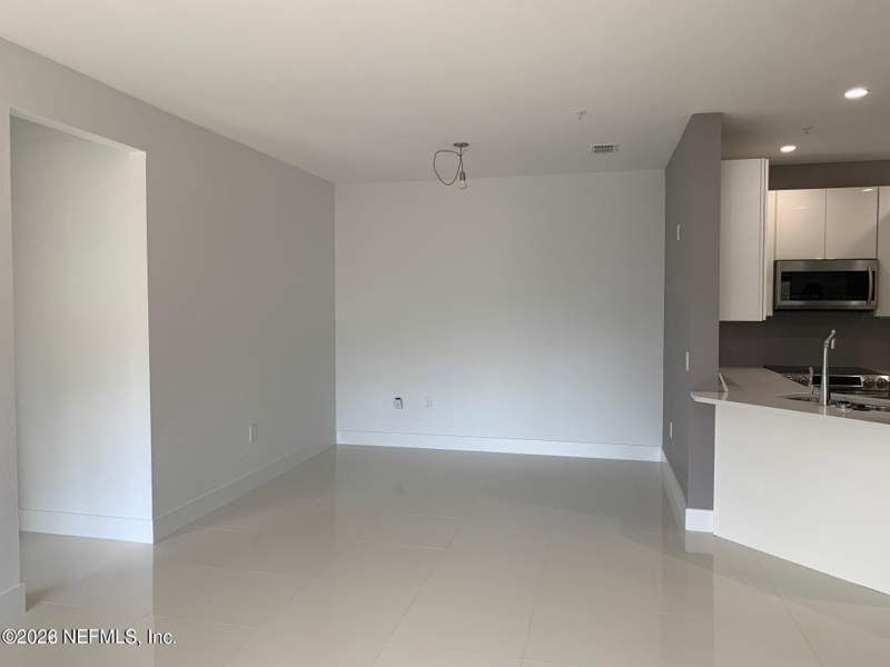 2 bedroom Condominium at 10961 Burnt Mill Road #1125, Reserve At James Island Lc, Jacksonville — photo 4