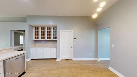 9357 Picarty Drive, Jacksonville FL - photo 14 of 48