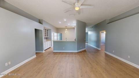 9357 Picarty Drive, Jacksonville FL - photo 17 of 48