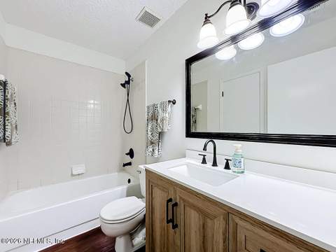 4042 Stillwood Drive, Jacksonville FL - photo 16 of 28