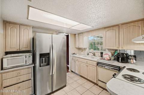 1030 Montego Bay Drive, Jacksonville FL - photo 9 of 14