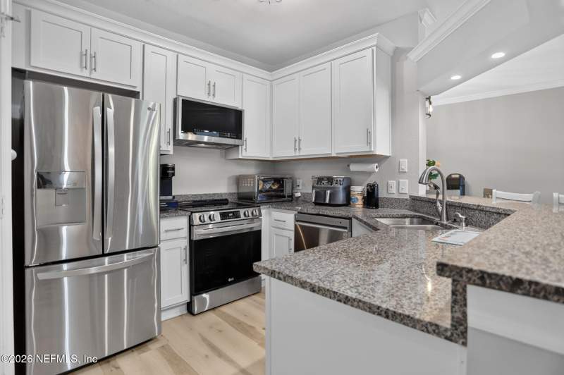 2 bedroom Condominium at 10961 Burnt Mill Road #414, Reserve At James Island Lc, Jacksonville — photo 5