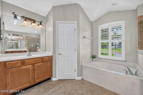 11032 S Royal County Drive, Jacksonville FL - photo 19 of 39