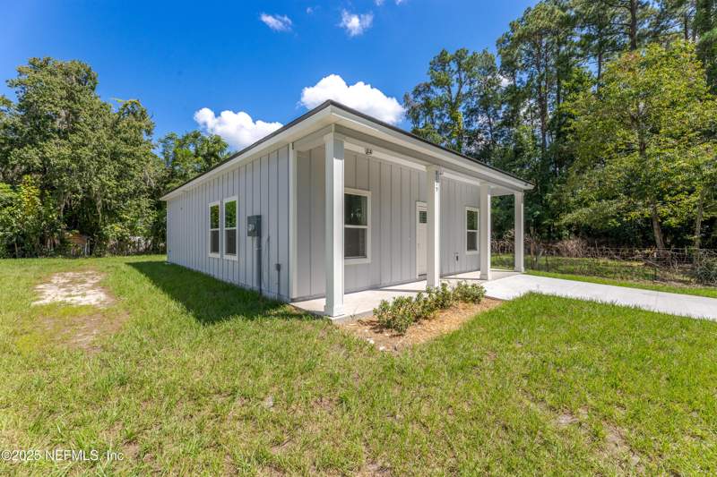 3 bedroom Single Family Residence at 8119 Siskin Avenue, Lincoln Villas, Jacksonville — photo 2