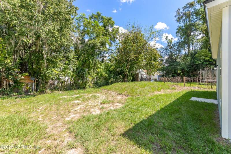 3 bedroom Single Family Residence at 8119 Siskin Avenue, Lincoln Villas, Jacksonville — photo 3