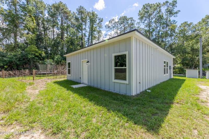 3 bedroom Single Family Residence at 8119 Siskin Avenue, Lincoln Villas, Jacksonville — photo 4