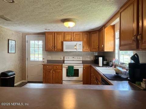 9559 SE State Road 100, Starke FL - photo 16 of 27