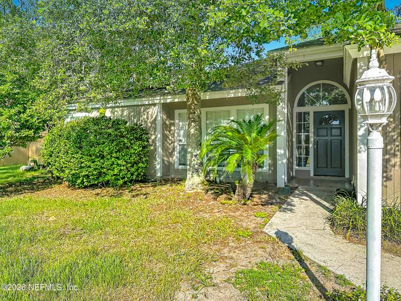 3 bedroom Single Family Residence at 8174 Loch Lomond Lane, Highland Lakes, Jacksonville — photo 2