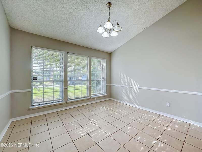 3 bedroom Single Family Residence at 8174 Loch Lomond Lane, Highland Lakes, Jacksonville — photo 4