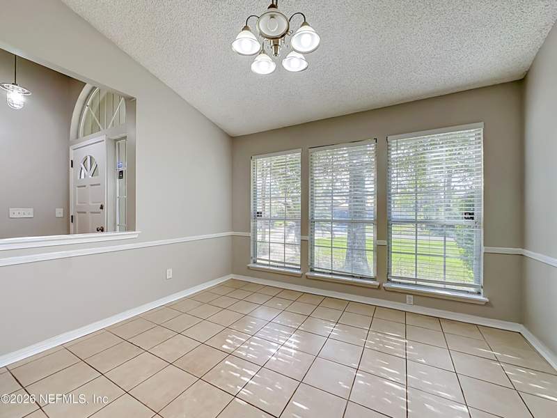 3 bedroom Single Family Residence at 8174 Loch Lomond Lane, Highland Lakes, Jacksonville — photo 5