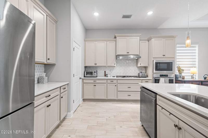 5 bedroom Single Family Residence at 537 Stone Ridge Drive, Twenty Mile At Nocatee, Ponte Vedra — photo 5