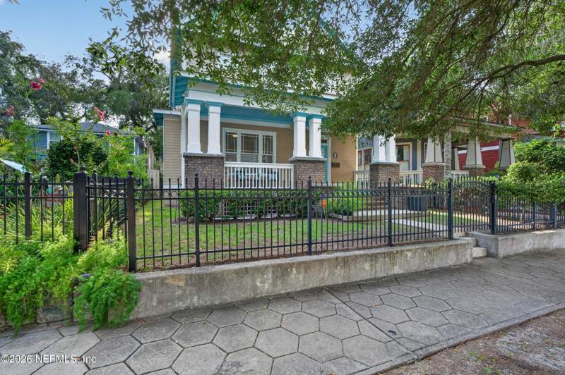 4 bedroom Single Family Residence at 1224 N Market Street, Springfield, Jacksonville — photo 2