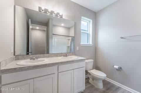 8277 Marietta Still Drive, Jacksonville FL - photo 15 of 27