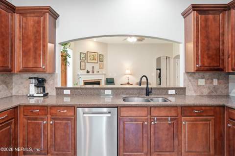 14532 Amelia Cove Drive, Jacksonville FL - photo 22 of 71