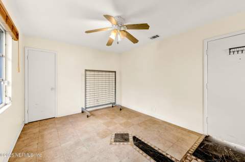 3818 Harbor View Drive, Jacksonville FL - photo 8 of 25